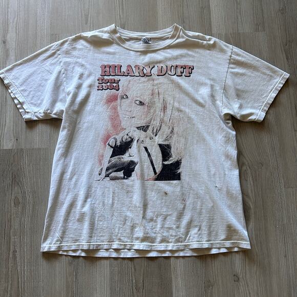 Vintage 2004 Y2K Hilary Duff Tour White Parking Lot Faded Rap Tee Shirt Sz XL